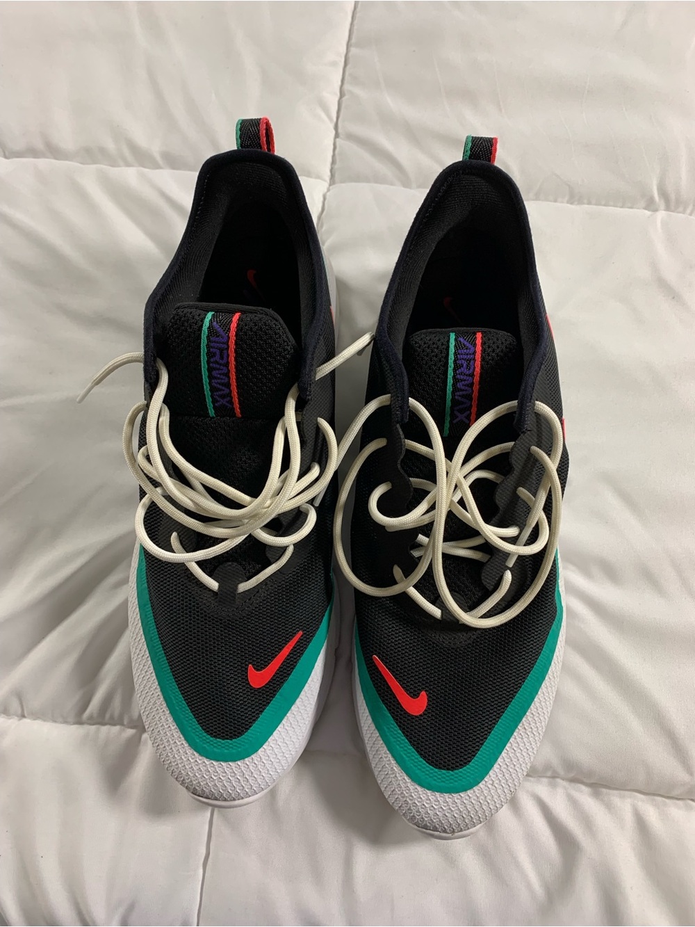 Pre-love Nike sneakers shoes size 11
